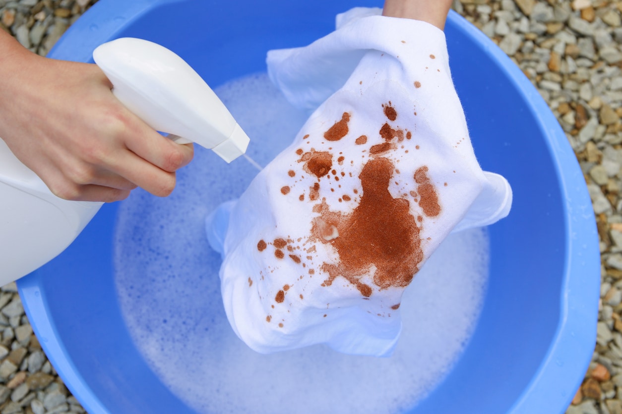 détachant avant lavage détachage détacher le linge taches tenaces