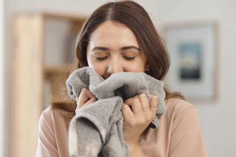 serviette douce drap de bain non rêche linge de bain sans mauvaises odeurs